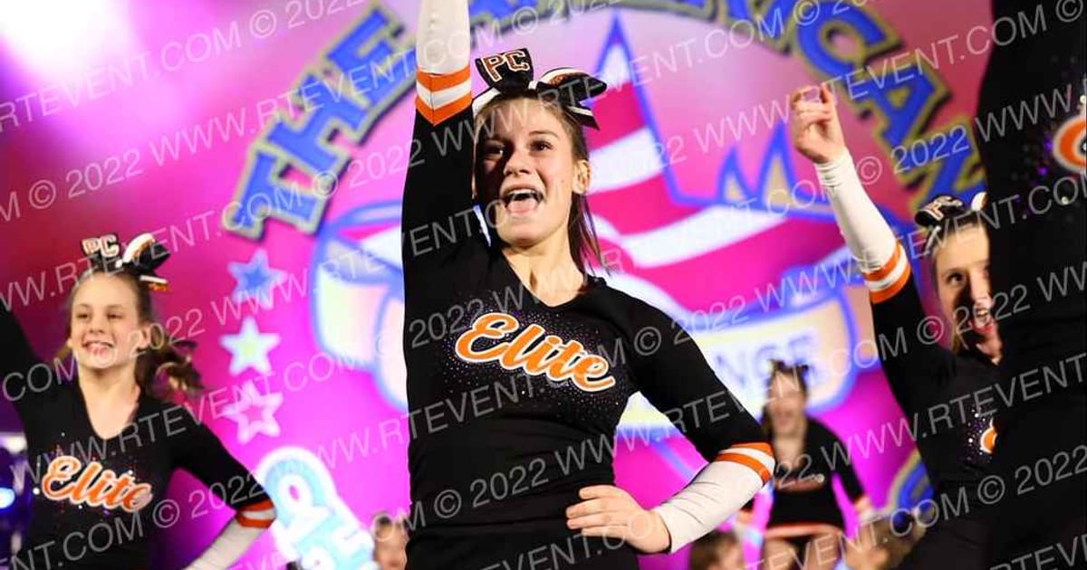 Pirates Cheerleading Club Elite · The American Gateway St Charles Nationals FIXED