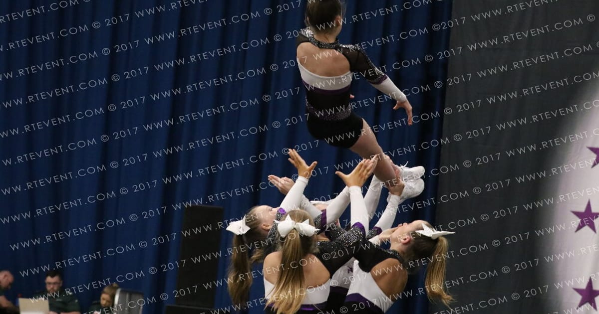 Power Cheer Blaze · FC Essentials