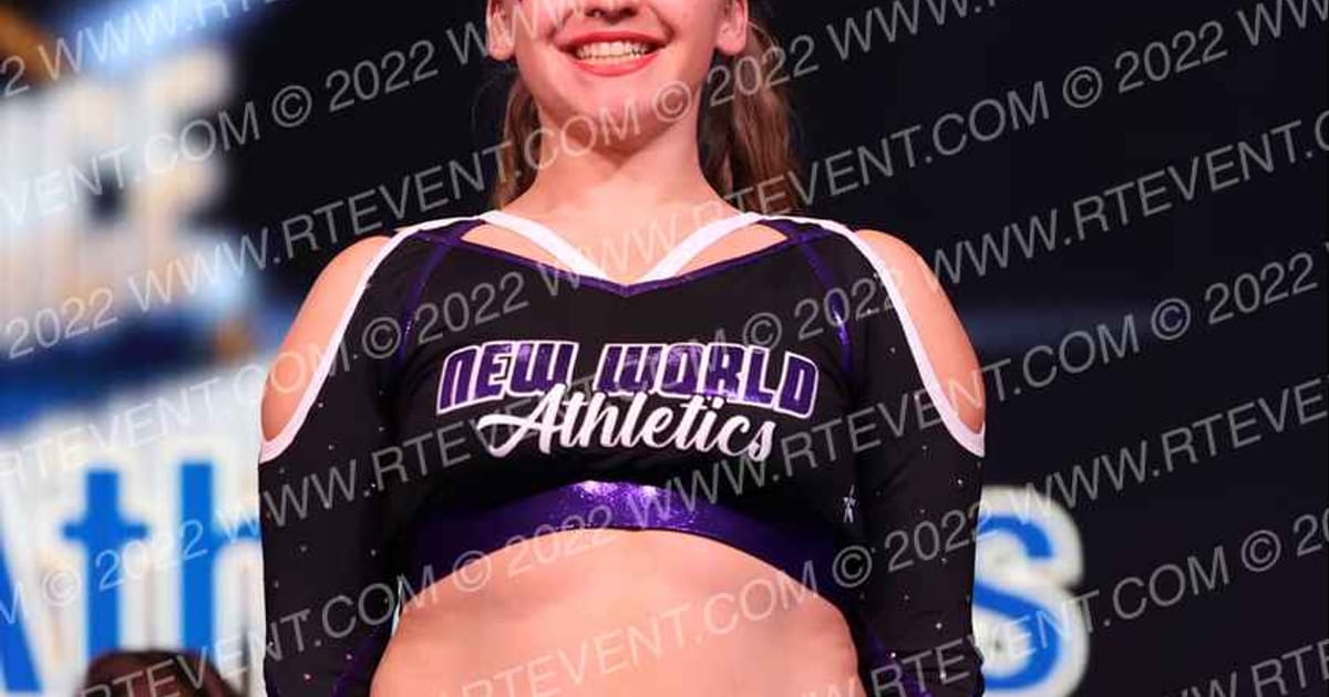 New World Athletics Solar 6 · Foxwood WC