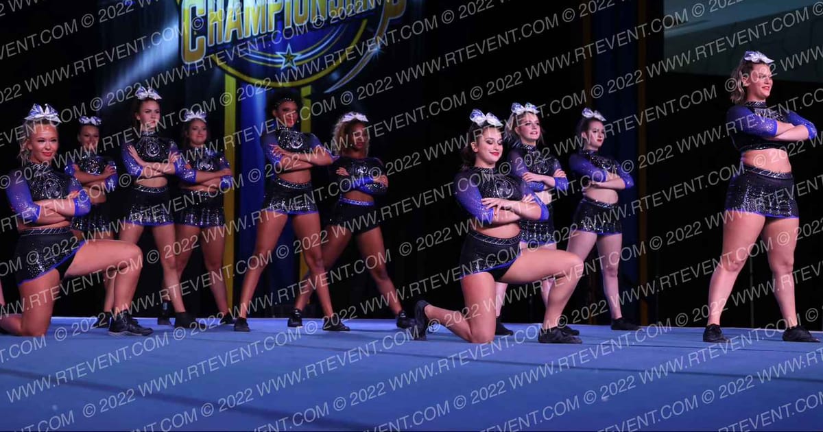 Xtreme Cheer Pink Smoke · Foxwood WC