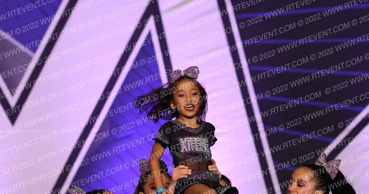 XTREMEATHLETIX BOMBSHELLS · Palms Pyramids