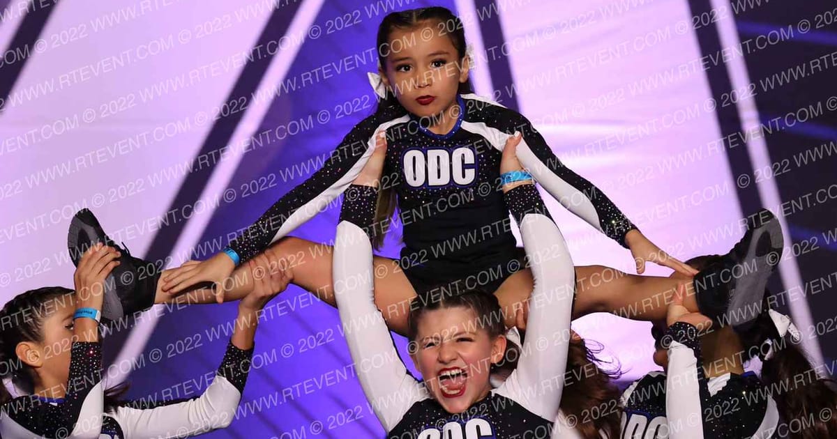 ONE DREAM CHEER LITTLE FASHIONISTAS · Palms Pyramids