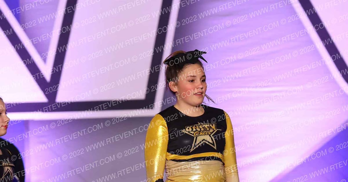 UNITY CHEER · Palms Pyramids