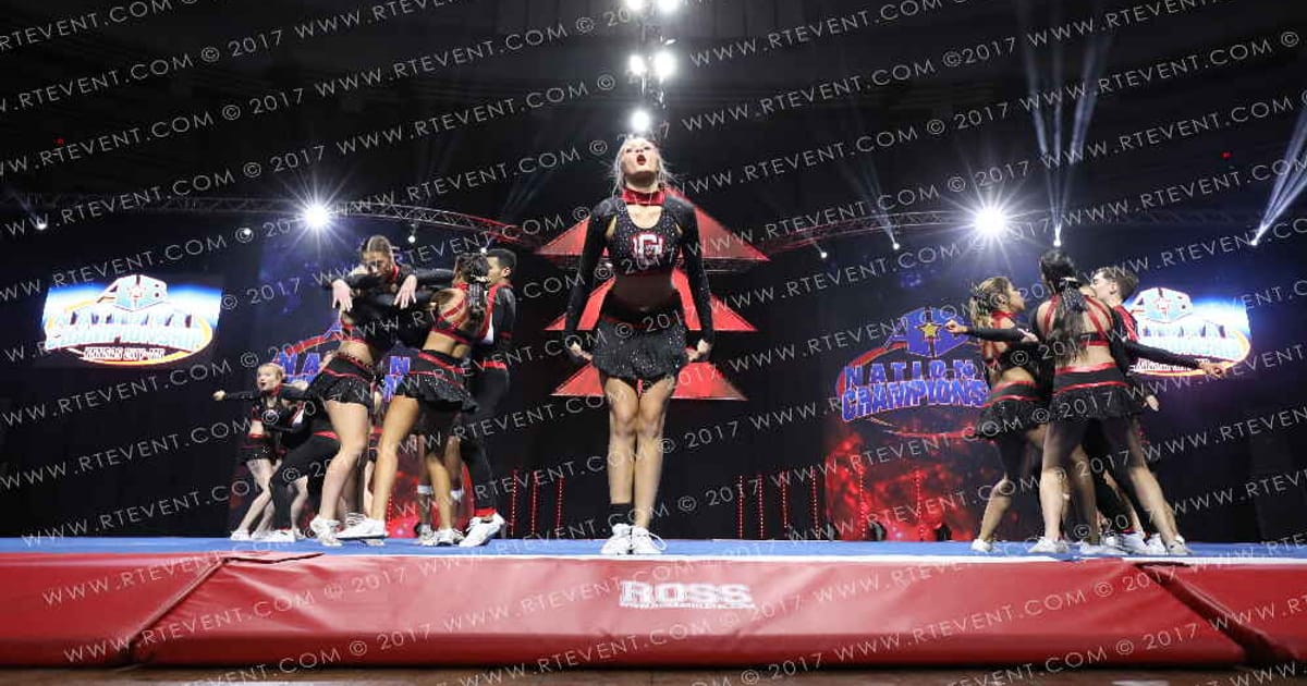 Cheers & More Reaction · Americas Best Kansas City Grand Nationals