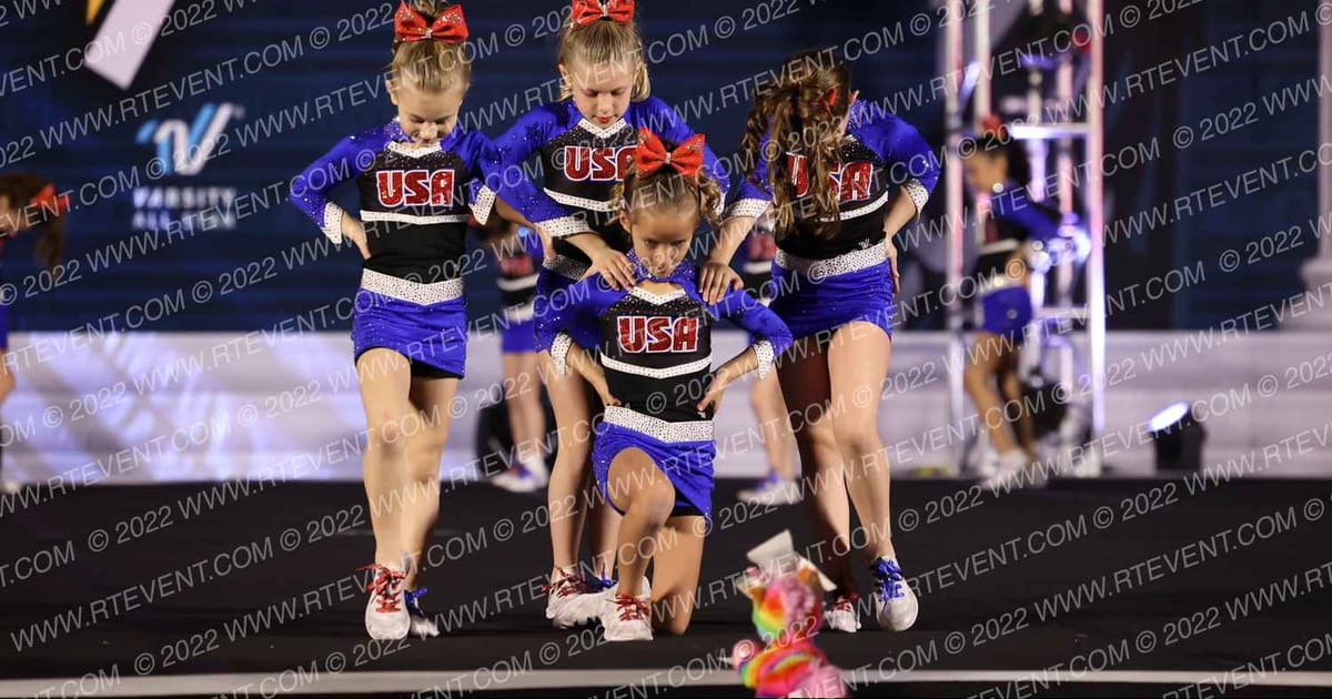 USA Starz Sparkle · All Star Challenge Clash of the Titans