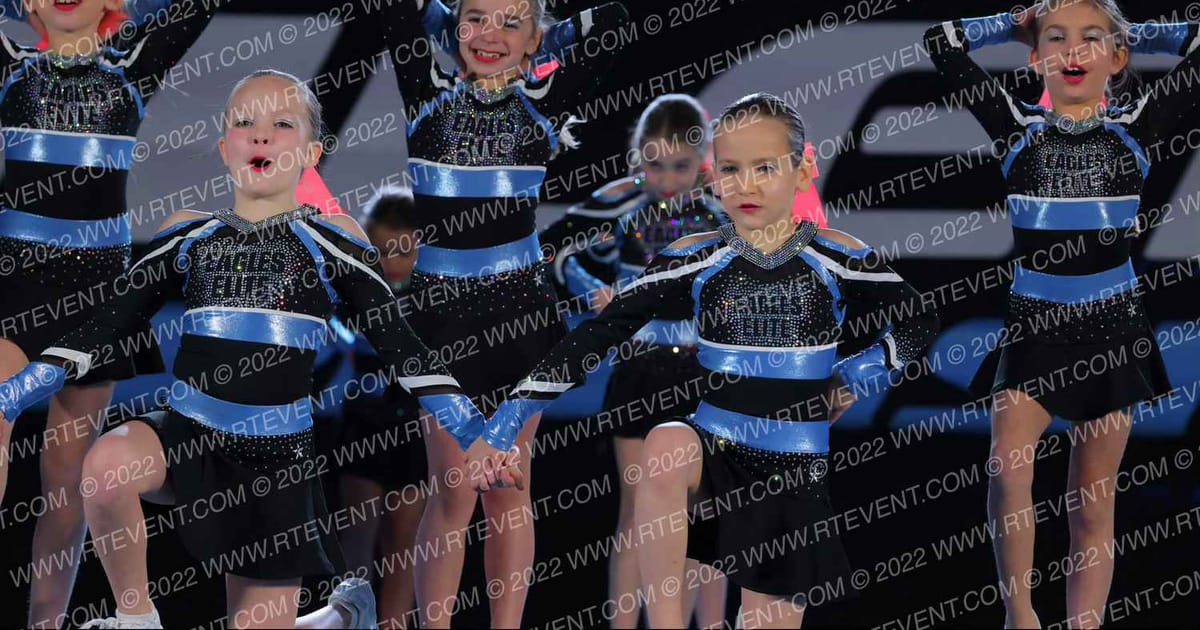 Eagles Elite Cheerleading Glow · Athletic Championships Chattanooga Nationals DIDII