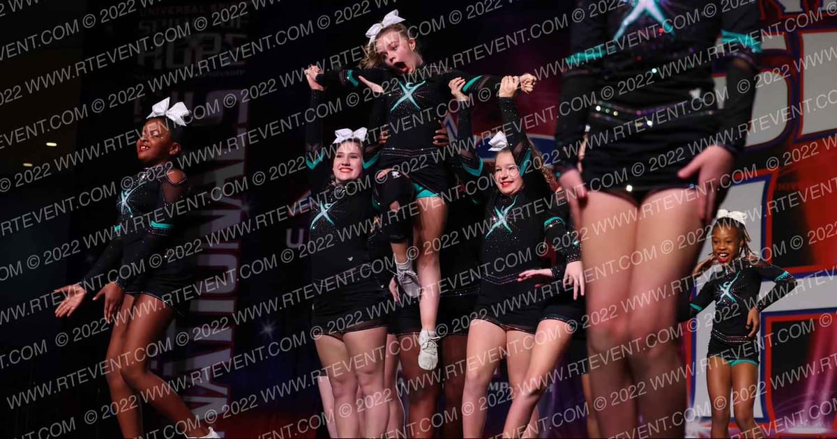 Cheer Extreme Lady Glam · Spirit of Hope