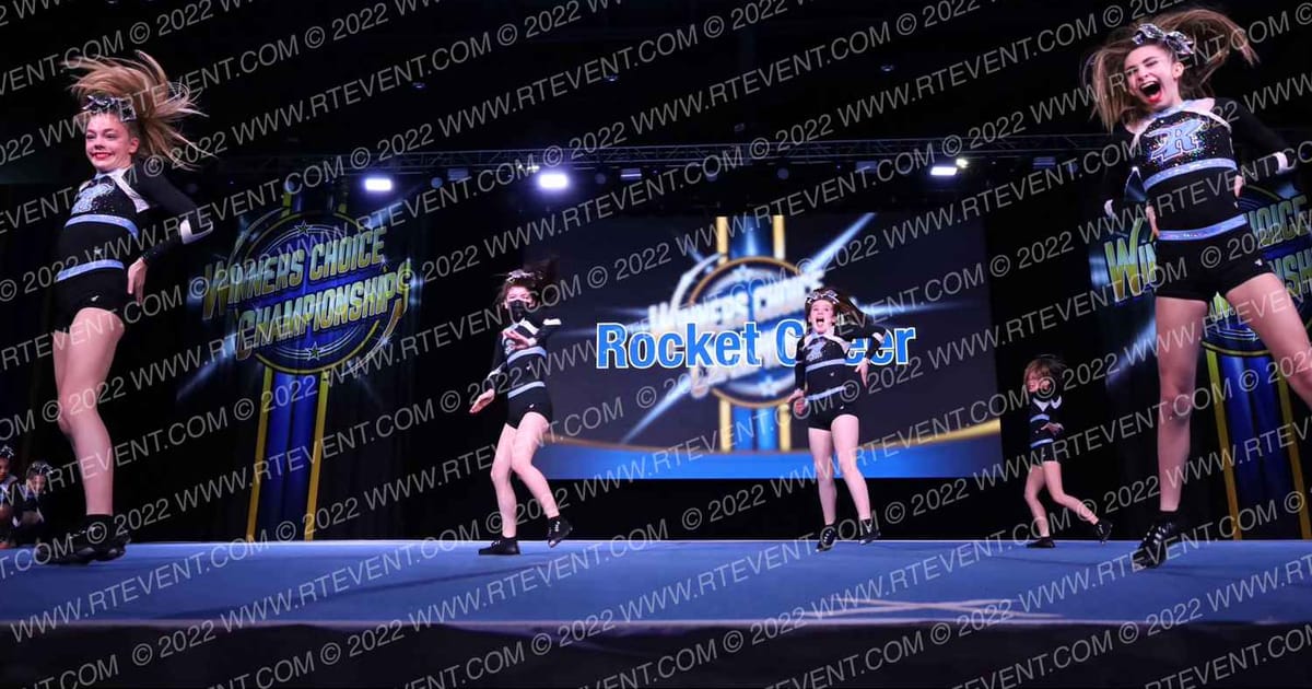 Rocket Cheer Blackout · Foxwood WC