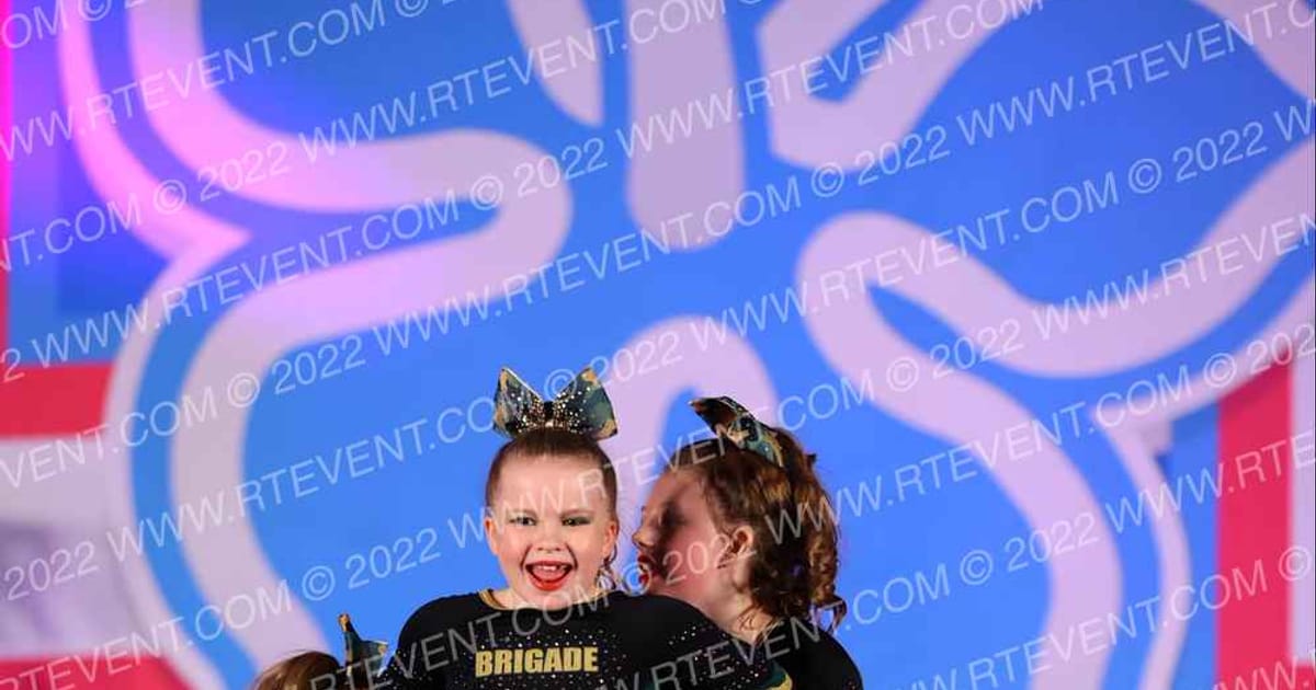 Washington All-Stars Cheer Brigade Dynamite · Aloha Portland Showdown