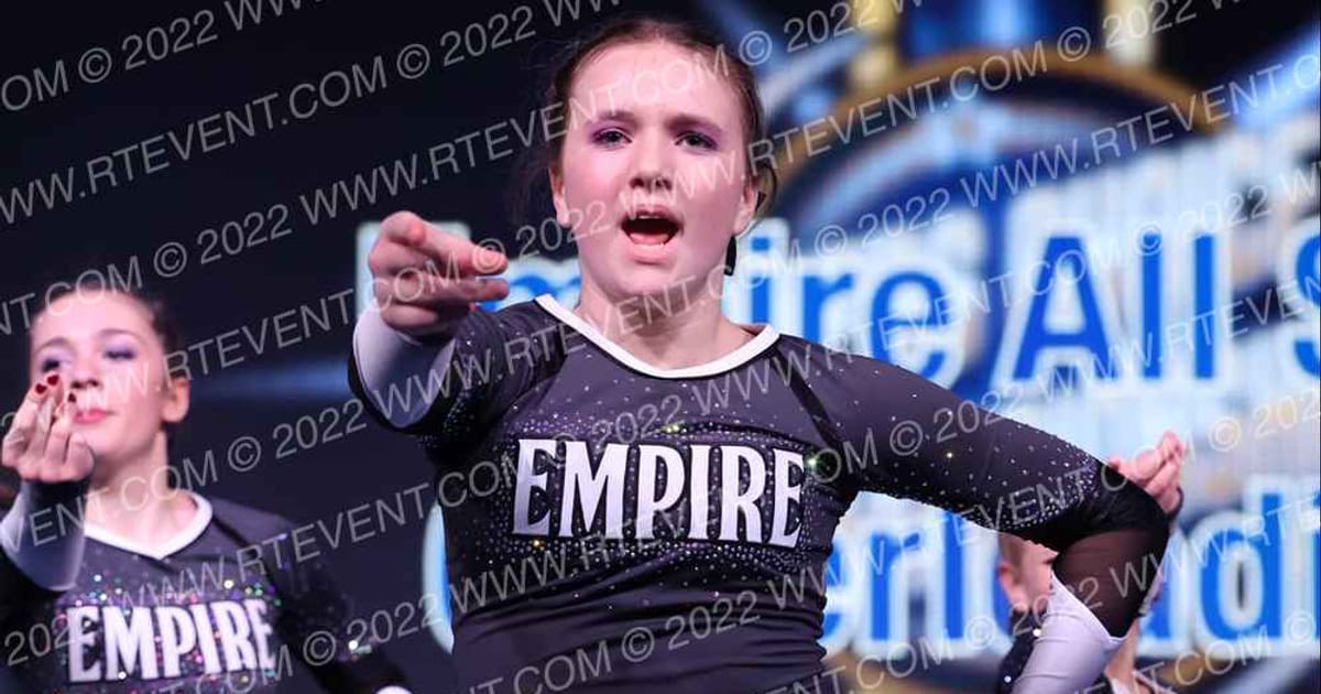 Empire All Star Cheerleading Royal Empress · Foxwood WC