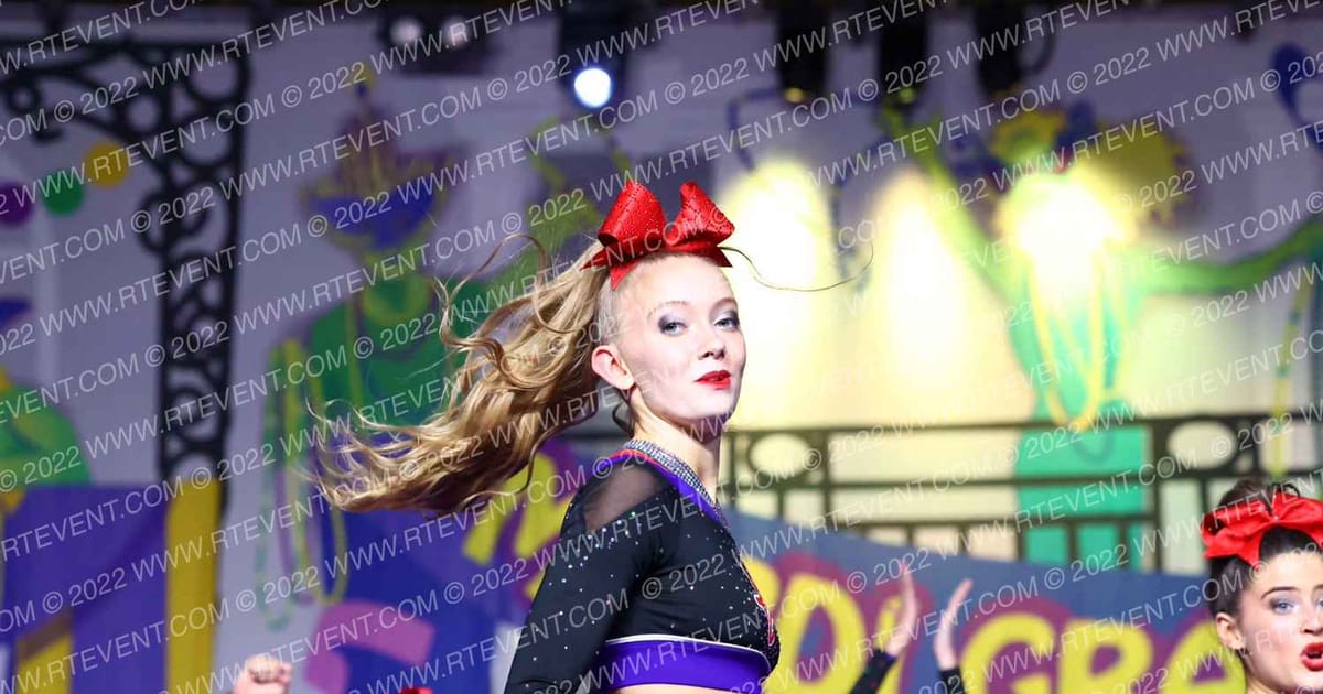 Luxe Cheer Throne 5 · Mardi Gras Grand Nationals