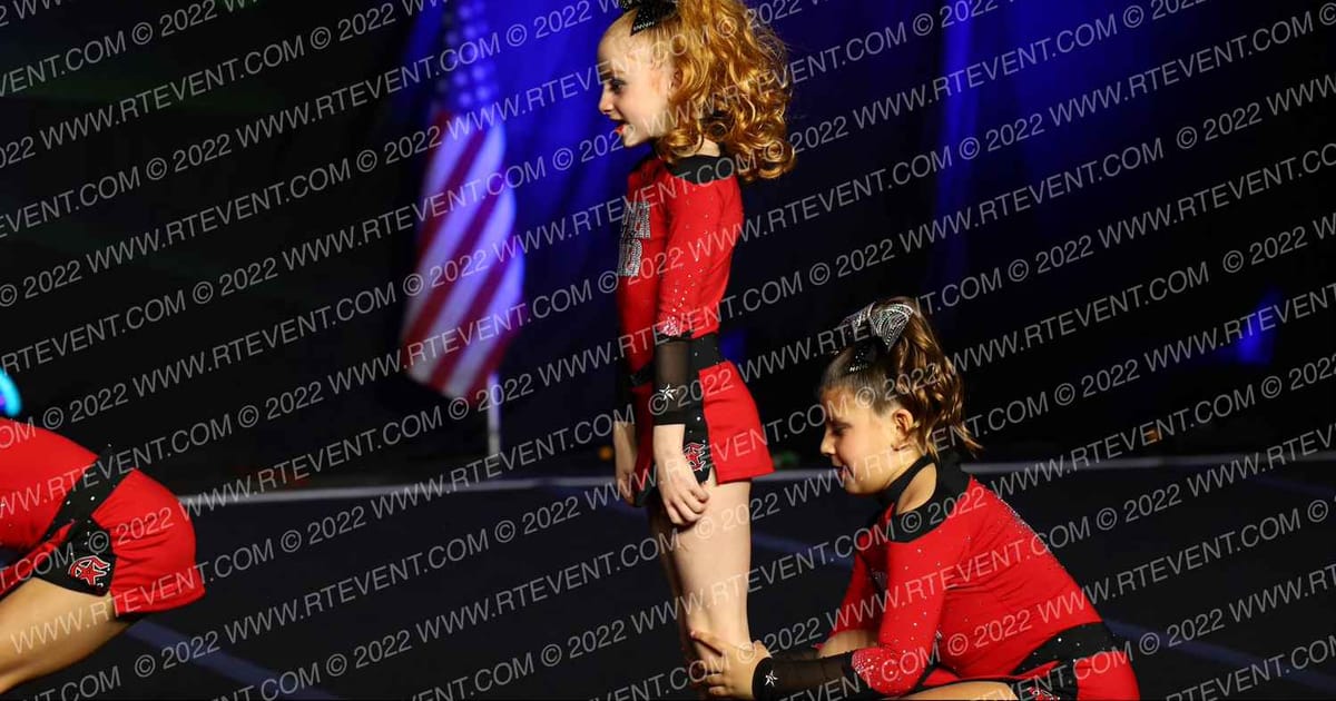 Caliber Cheer Starz Shooting Starz · Cash Bash Galveston DI DII