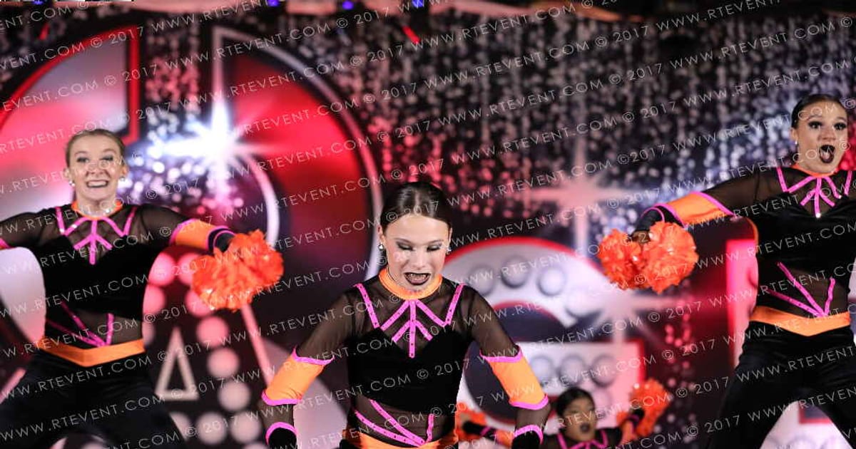 Star Performance Centre Junior Elite Large Pom · Cincinatti