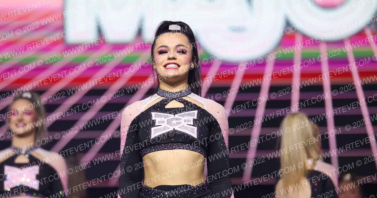 ECE - Bombshells · The MAJORS Photos