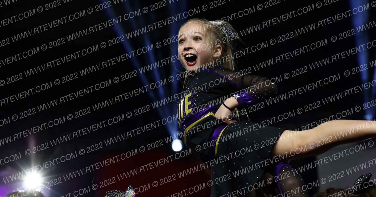 Dragons Elite Trouble · Cheer Super Nationals
