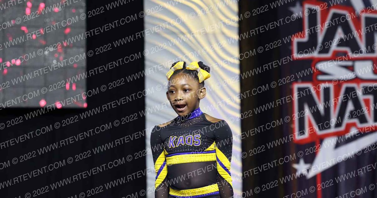 KAOS Bulldogs Sassy PAWS · Cheer SUPER Nationals