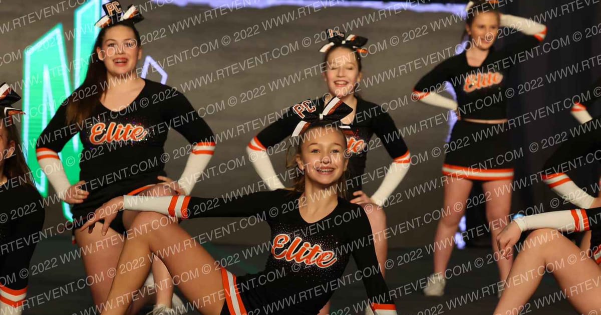 Pirates Cheerleading Club Elite · Rockstar NV KC Grand Nationals