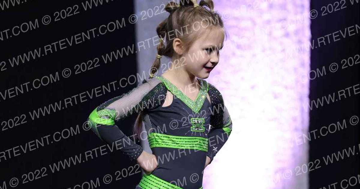 Element Elite Tumbling & Cheer TITANIUM TINIES · Cheer Super Nationals