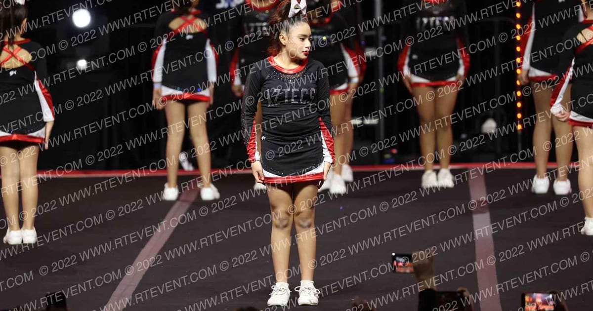 SOUTH GATE AZTECS CHEER 10U JR PEEWEE · SATURDAY Youth Nationals