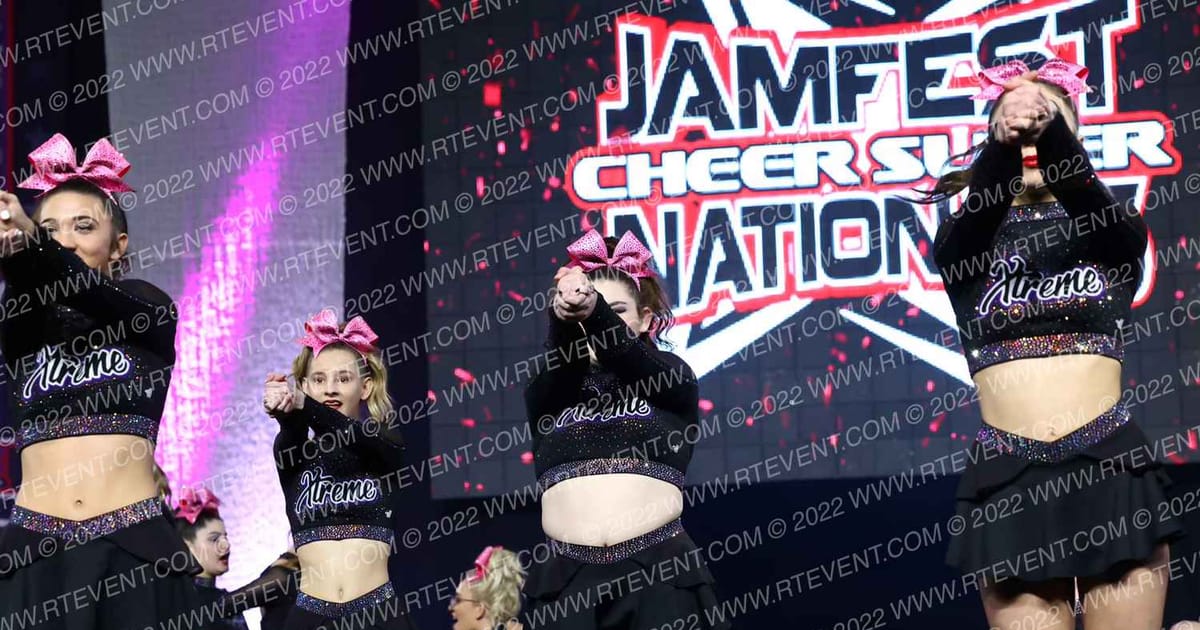 South Central Xtreme Pink Sapphires · Cheer Super Nationals