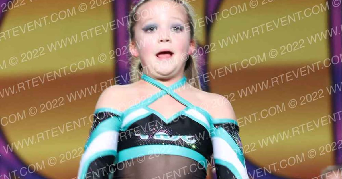 CheerVIBE Youth 1-Sizzle · Winter Beach Blast