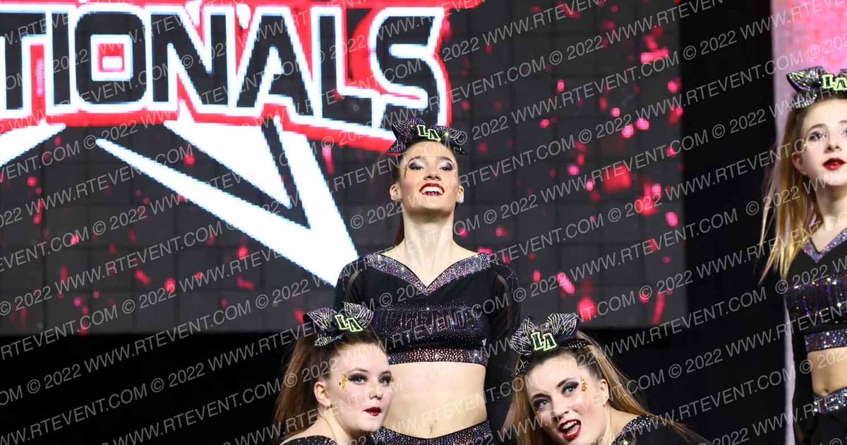 Legends Athletics Electric Waves · Cheer SUPER Nationals