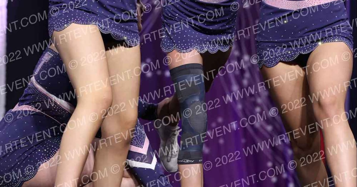 Turners All Stars Blue Diamonds · Cheer Super Nationals