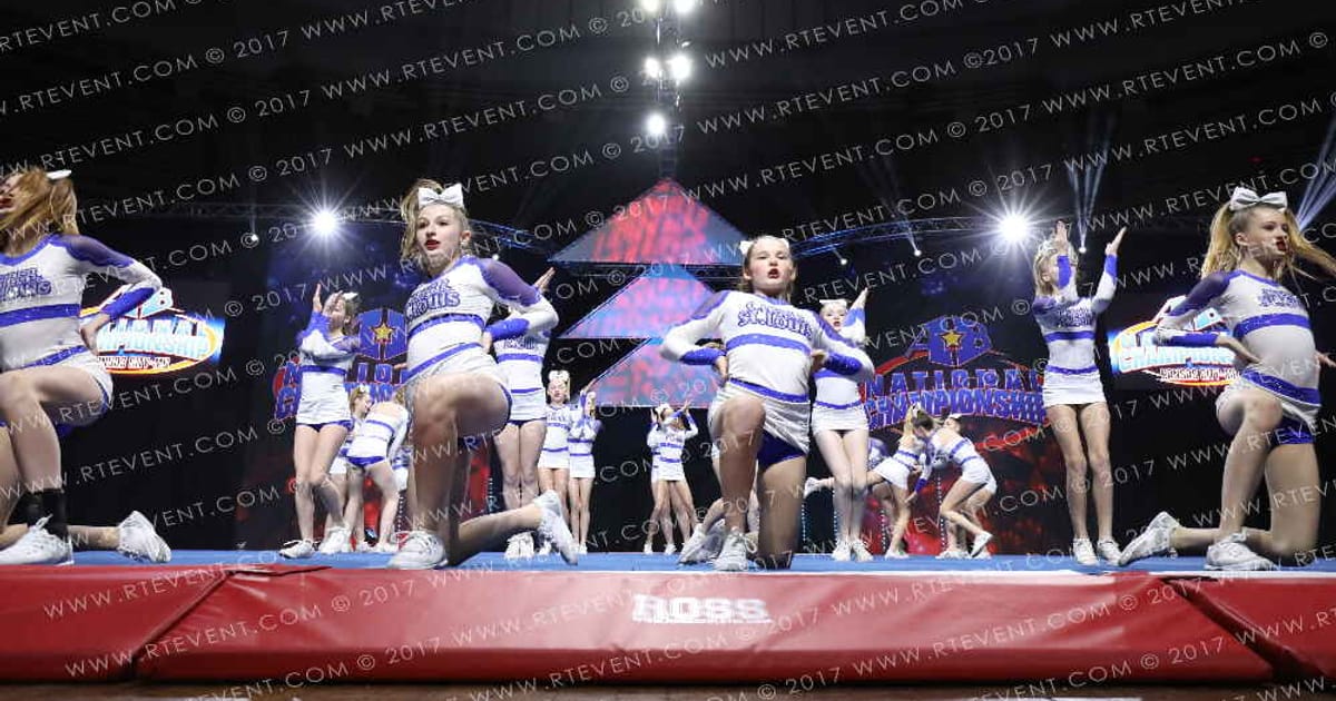 Cheer St Louis Saints · Americas Best Kansas City Grand Nationals