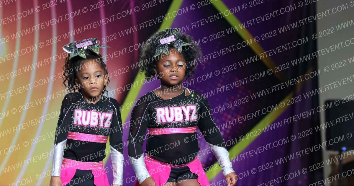 Hidden Gemz ROYAL RUBYZ · Winter Beach Blast