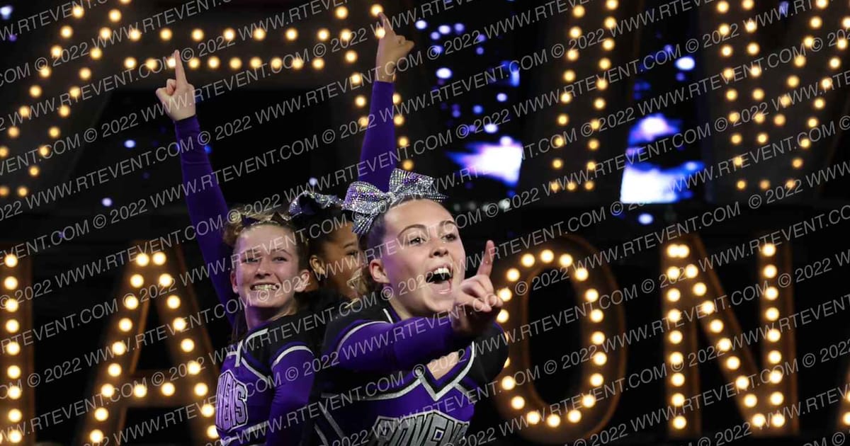 SANTEE RAVENS VARSITY CHEER · SATURDAY Youth Nationals