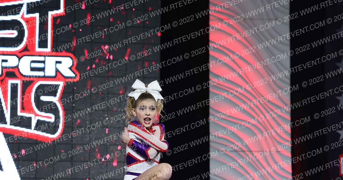 Perfect 10 Heat DYN4MITE · Cheer SUPER Nationals