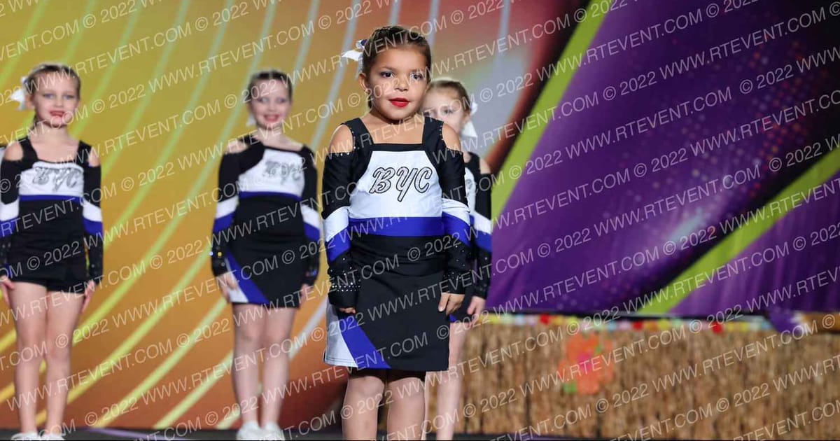 Bath Youth Cheerleading Tiny Twinkles · Winter Beach Blast