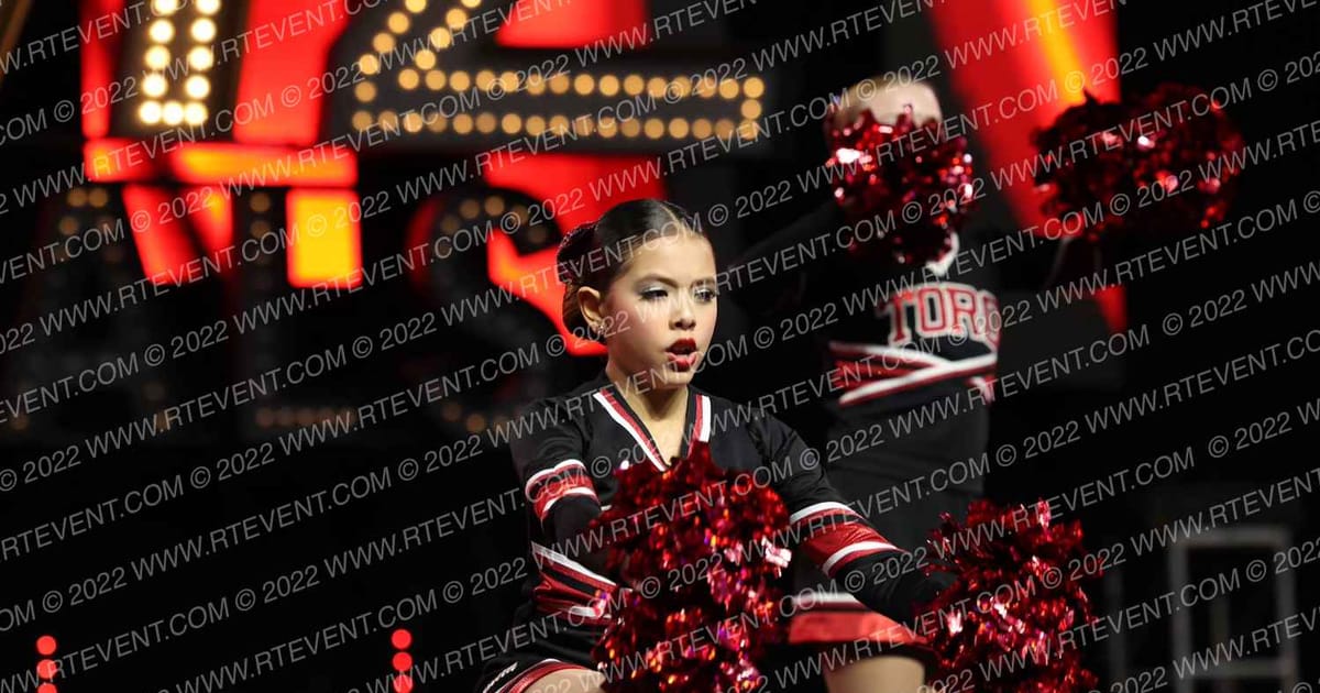TORO BULLS MIDGET CHEER · SATURDAY Youth Nationals