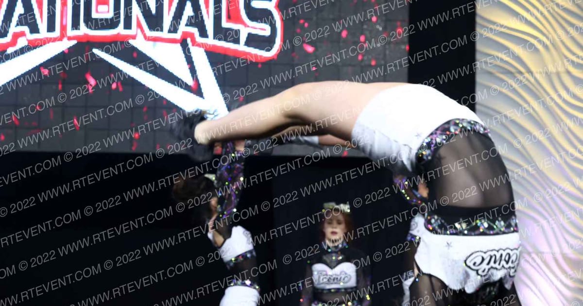 Iconic All Stars Bombshells · Cheer SUPER Nationals