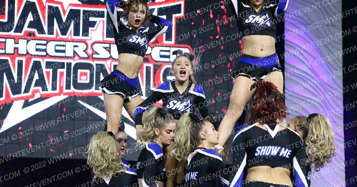Show Me Athletics Entourage · Cheer SUPER Nationals