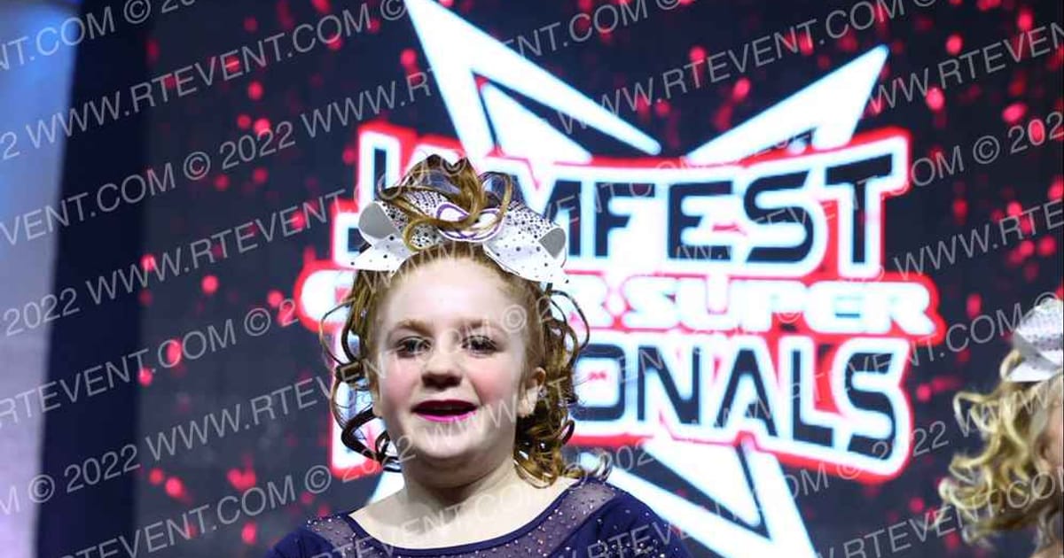 ICE Glacier Girls · Cheer Super Nationals