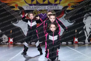 Dance Vibe Studio Inc. Dance Vibe Mini Prep Hip Hop