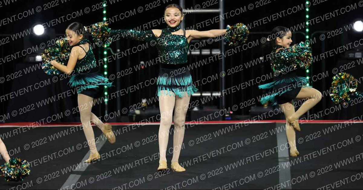 MAYANS CHEER AND DANCE JADE · SUNDAY NA Nationals