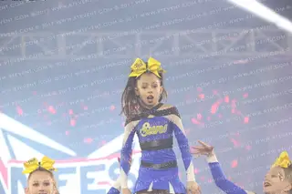 Cheer Central Suns Heat