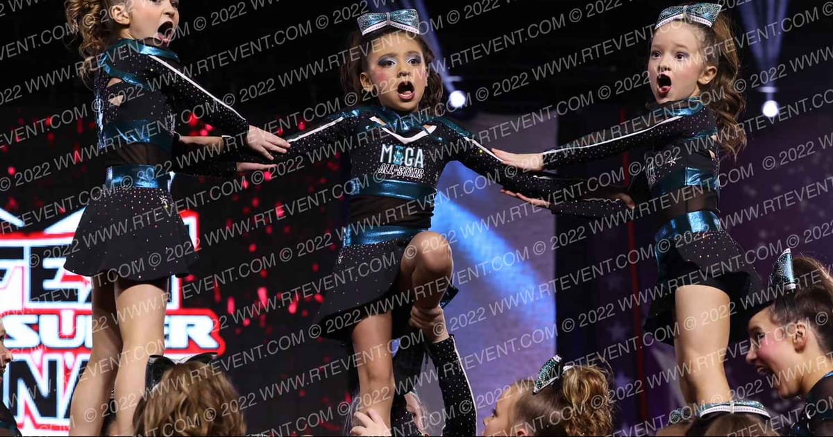 Mega Cheer Lava Girls · Cheer Super Nationals