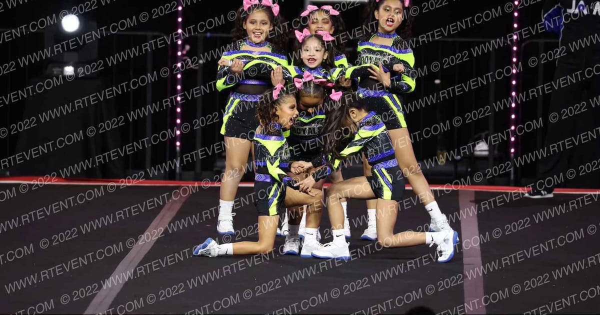 ROYAL STORM ELITE LADY LIGHTNING · SUNDAY NA Nationals