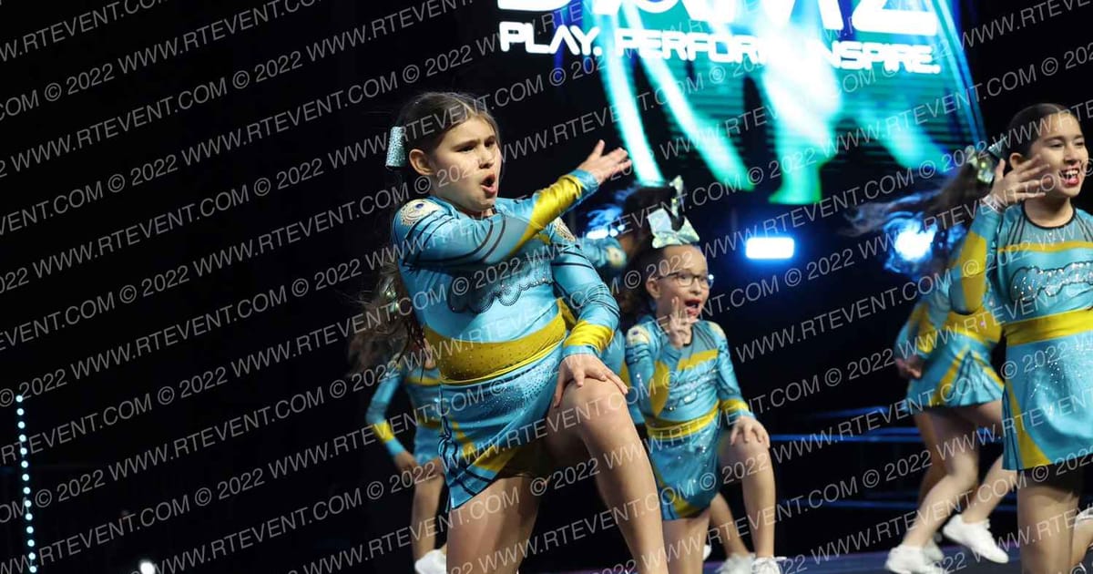 MAYANS CHEER AND DANCE LADY DIAMONDS · SUNDAY NA Nationals
