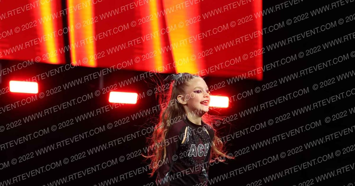 ACE CHEER ELITE DIAMOND · SUNDAY NA Nationals