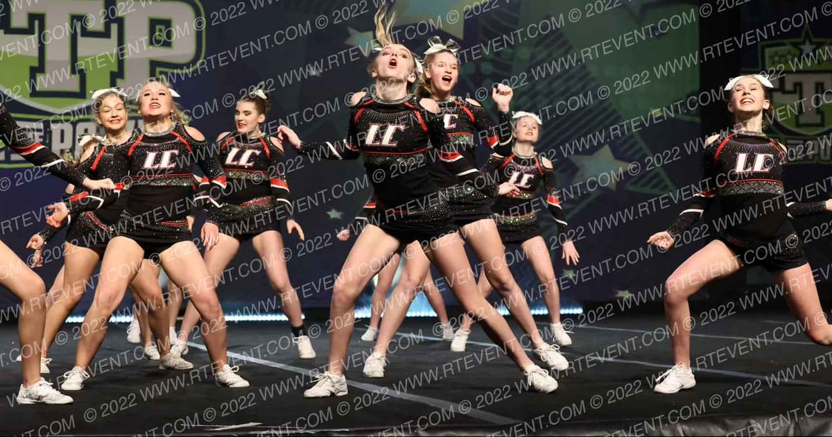Lightning Cheer Blackout · Feel The Power East FIXED