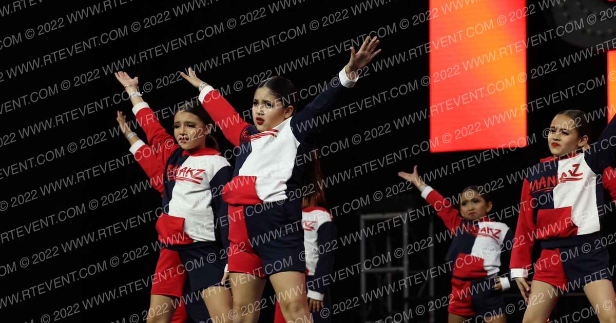 ENCORE DANCE THE MANIAKZ · SUNDAY NA Nationals