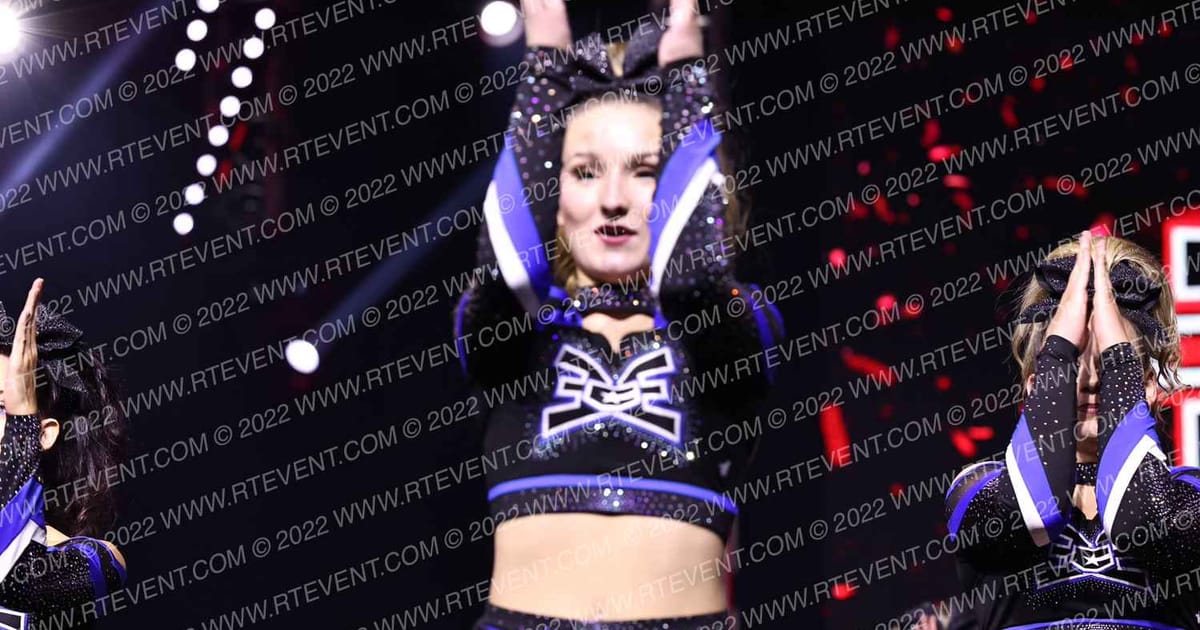East Celebrity Elite - Hingham Black Ice · Cheer Super Nationals