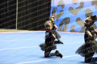 Extreme Cheer Magic Unicorns