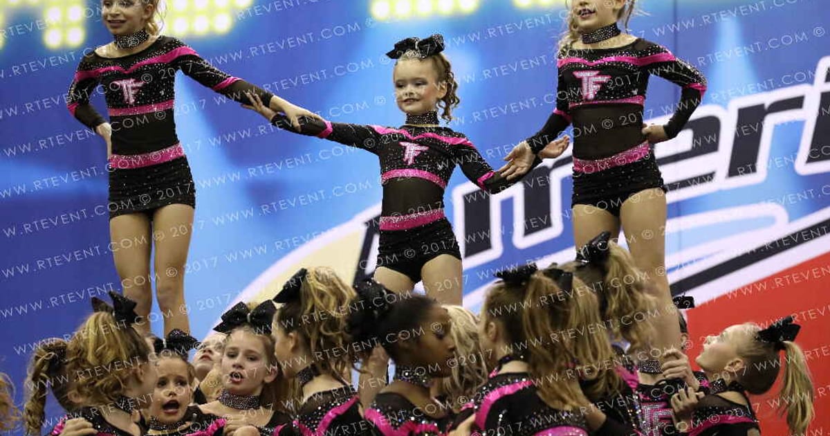 Titanium Force Cheer Diamond Girls · Americas Best Indy Challenge