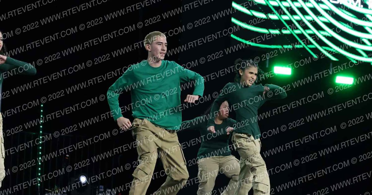 SADDLEBACK HIGH SCHOOL HIP HOP · DANCE SCHOOL Nationals