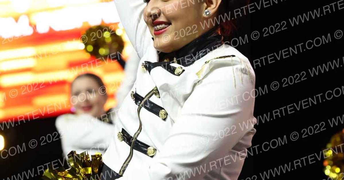 SO CAL DANCE ACADEMY DIAMOND POM · DANCE SCHOOL Nationals